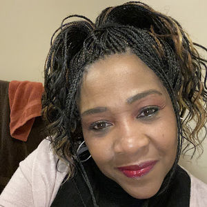 Meet your Posher, Sharita